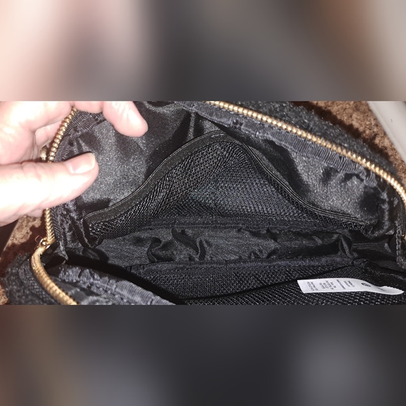 Ladies Lululemon Everywhere Fanny Bag Shopping Vacation Black Adjustable - Picture 5 of 10